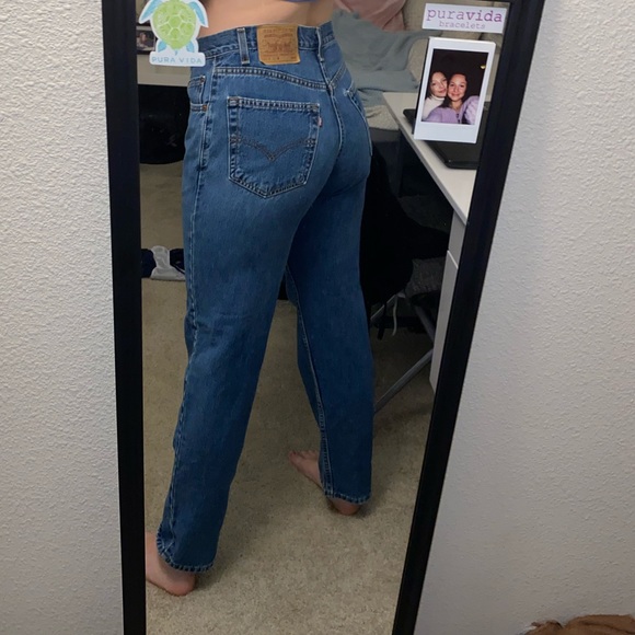 Vintage Levi Jeans - Picture 8 of 8